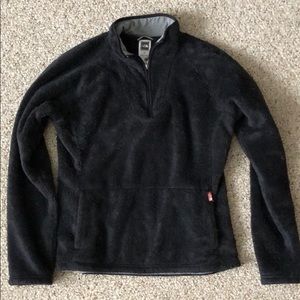 North face pullover!